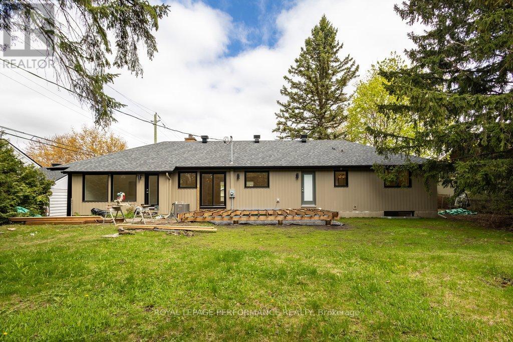 180 Roger Road, Ottawa, Ontario  K1H 5C8 - Photo 49 - X13155908