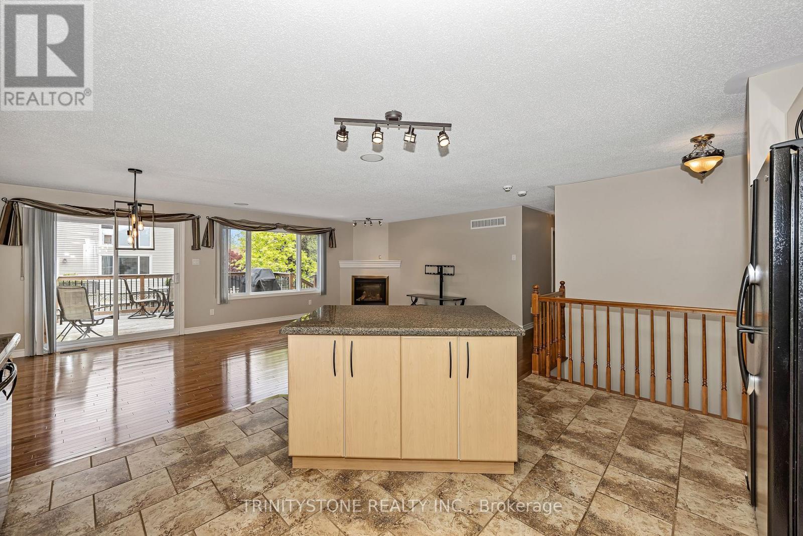 90 Sinclair Avenue, Carleton Place, Ontario  K7C 4V3 - Photo 13 - X13155944