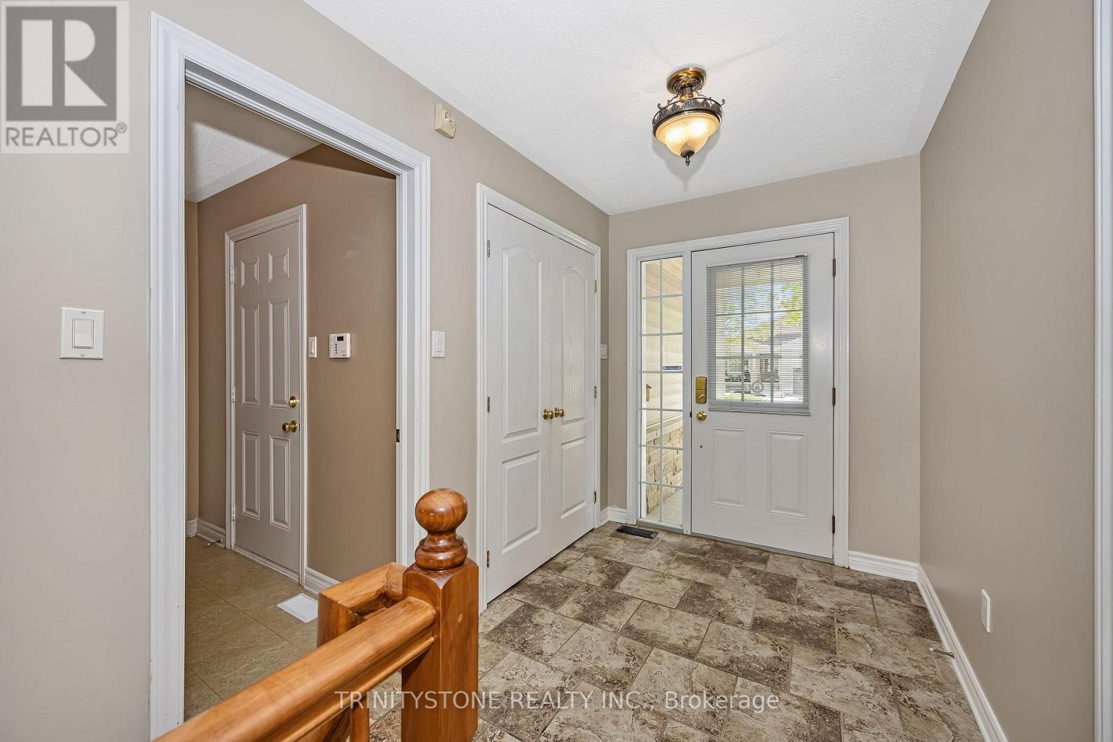 90 Sinclair Avenue, Carleton Place, Ontario  K7C 4V3 - Photo 5 - X13155944
