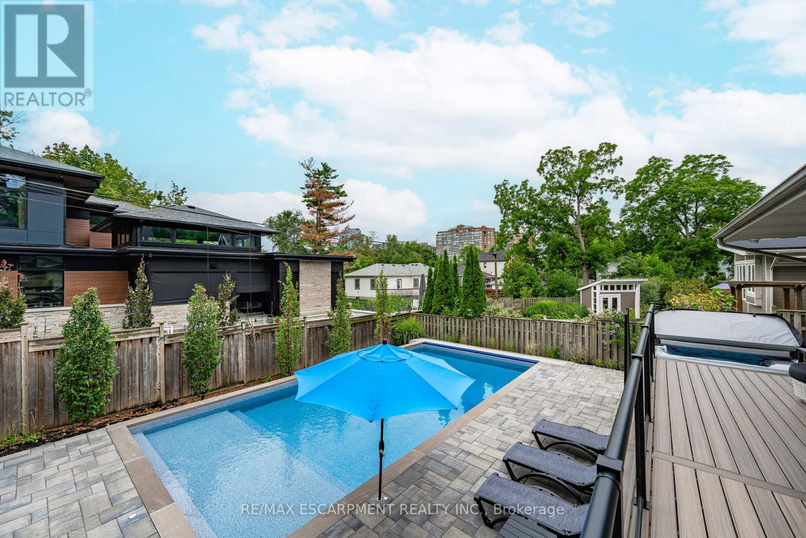 1390 Halifax Place, Burlington, Ontario  L7S 1J6 - Photo 38 - W13155426