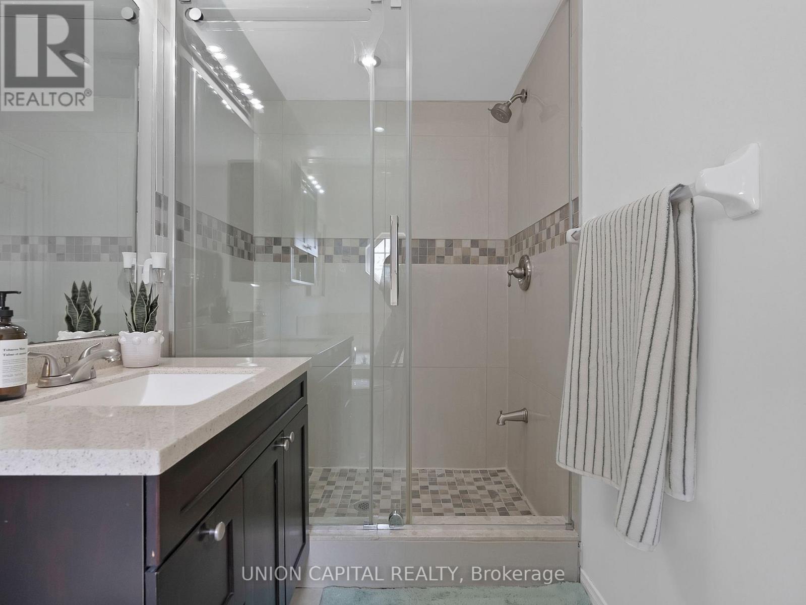 3845 Ridgepoint Way, Mississauga, Ontario  L5N 7T7 - Photo 13 - W13155504