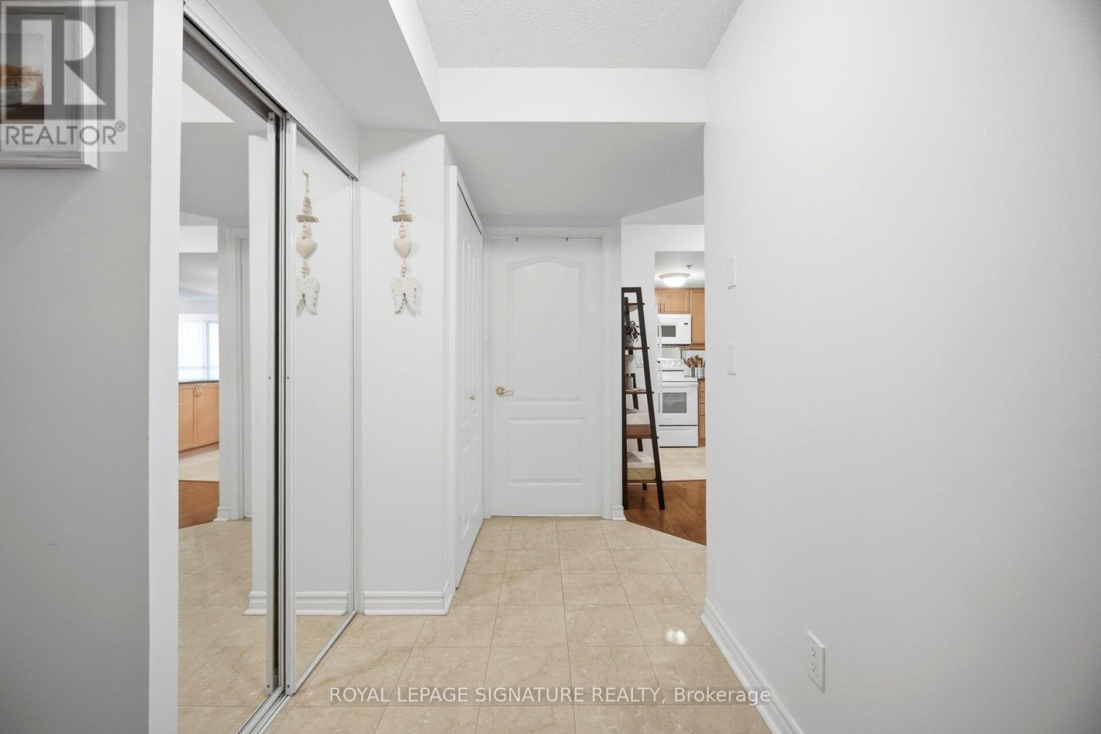 1508 - 350 Princess Royal Drive, Mississauga, Ontario  L5B 4N1 - Photo 7 - W13155638