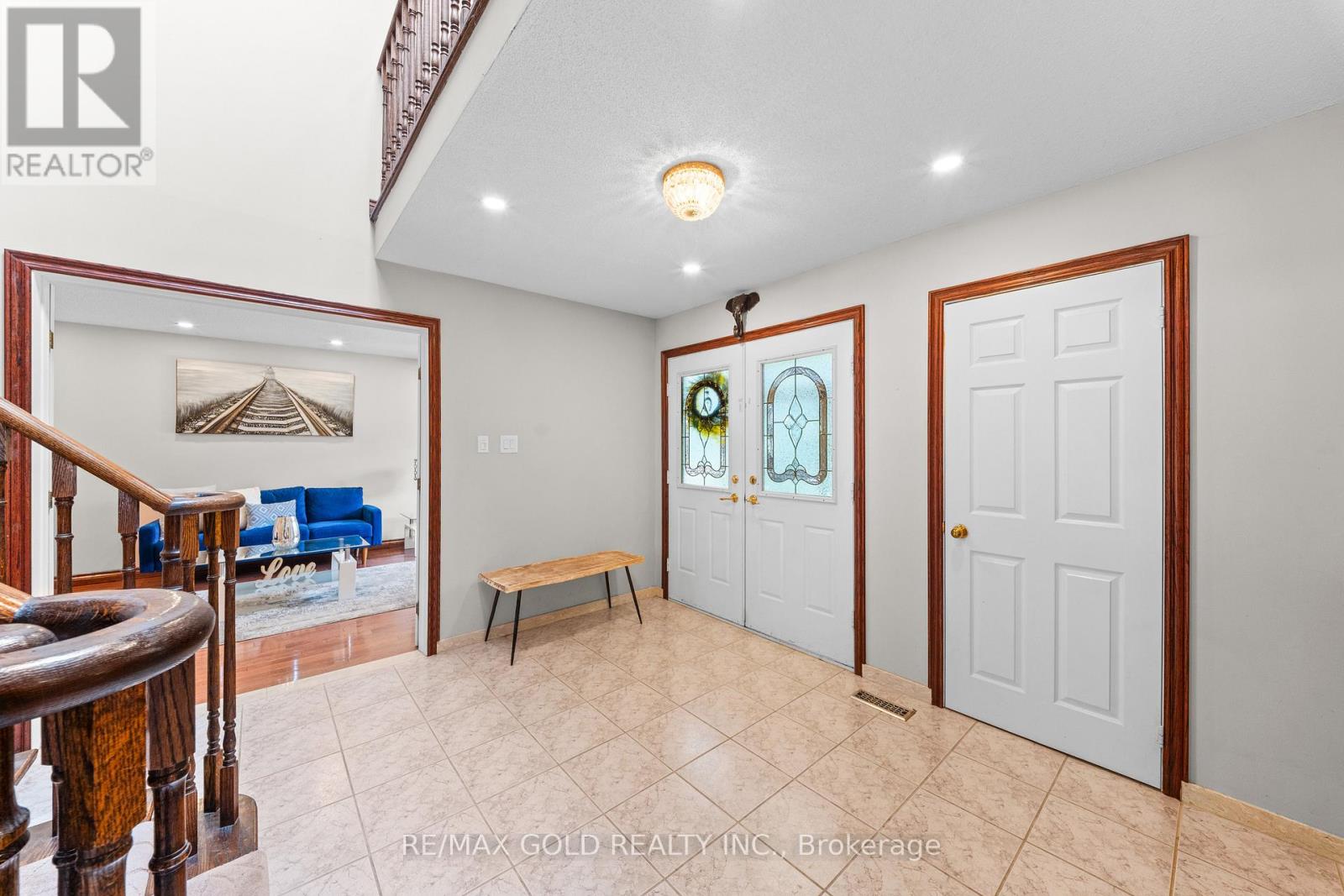 122 Barr Crescent, Brampton, Ontario  L6Z 3C8 - Photo 10 - W13155662
