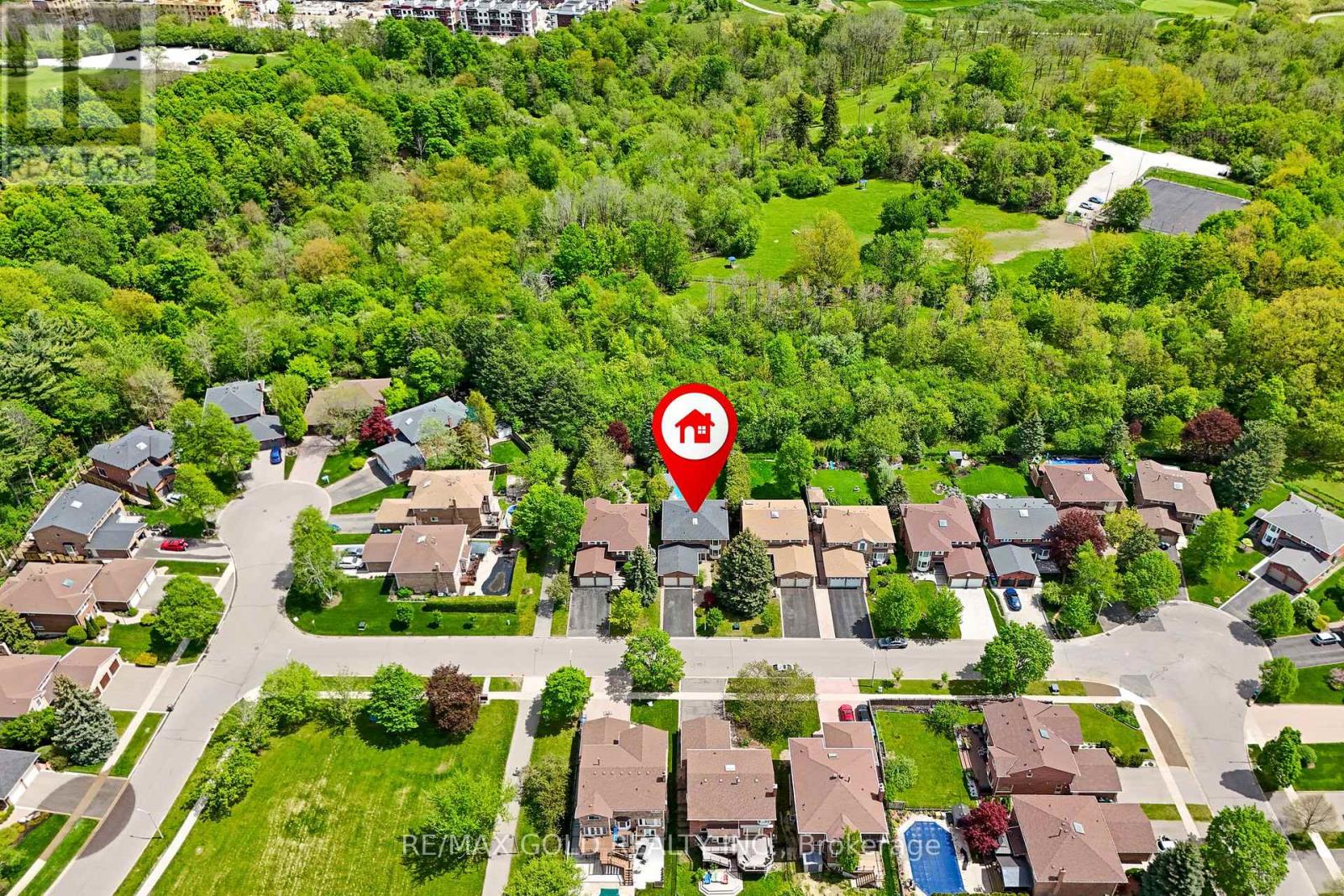 122 Barr Crescent, Brampton, Ontario  L6Z 3C8 - Photo 7 - W13155662