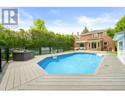 122 BARR CRESCENT, Brampton, Ontario