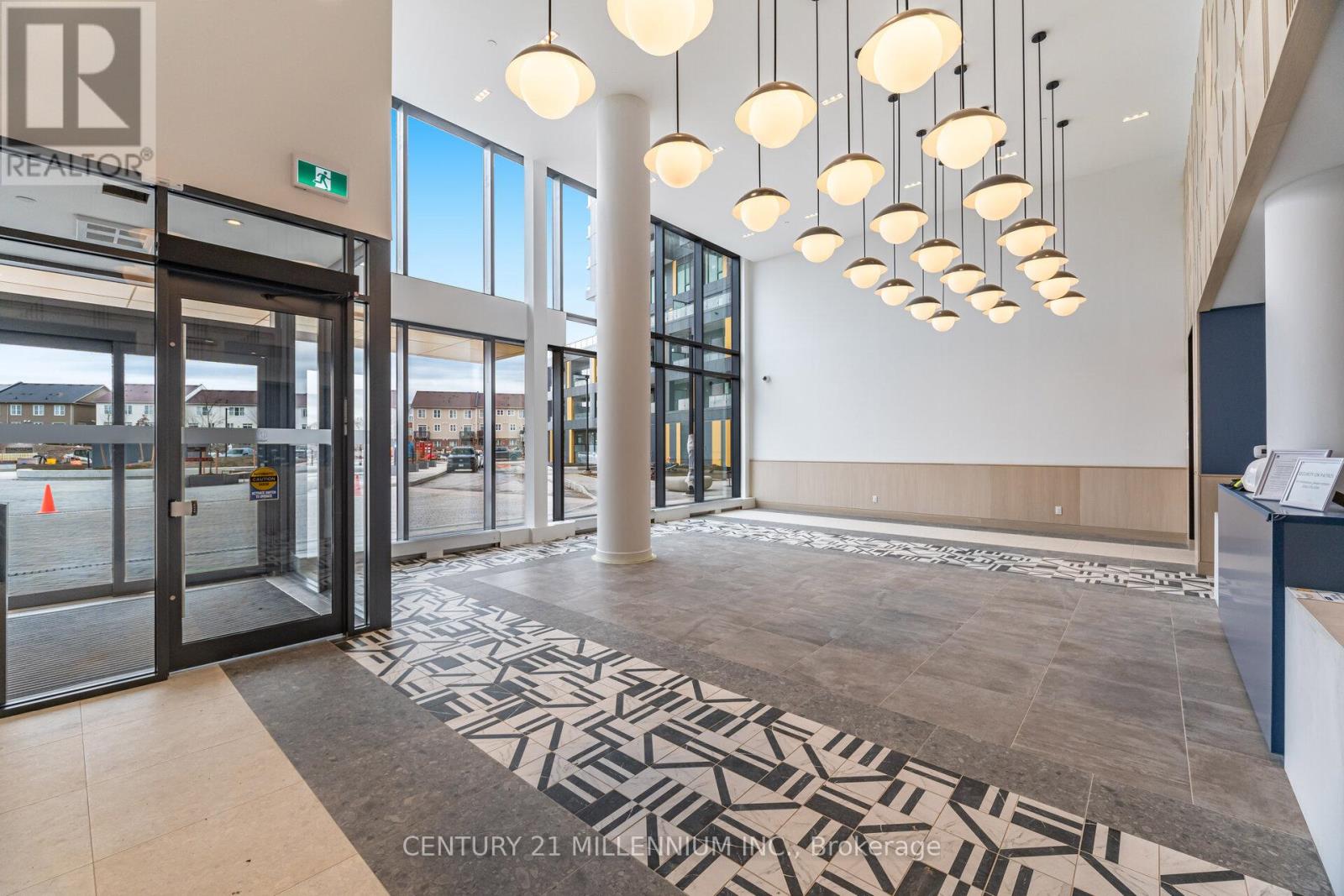 330 - 4878 Powers Common, Burlington, Ontario  L7M 2B4 - Photo 3 - W13155682