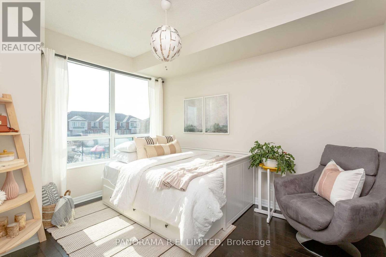 210 - 1359 Rathburn Road E, Mississauga, Ontario  L4W 5P7 - Photo 12 - W13155718