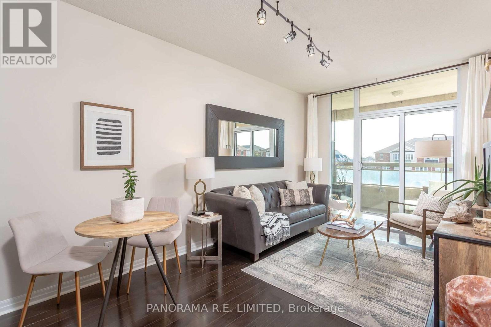 210 - 1359 Rathburn Road E, Mississauga, Ontario  L4W 5P7 - Photo 4 - W13155718