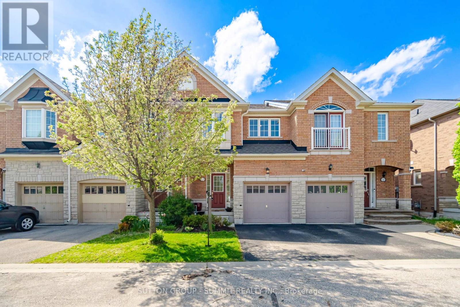 15 - 745 FARMSTEAD DRIVE, Milton, Ontario