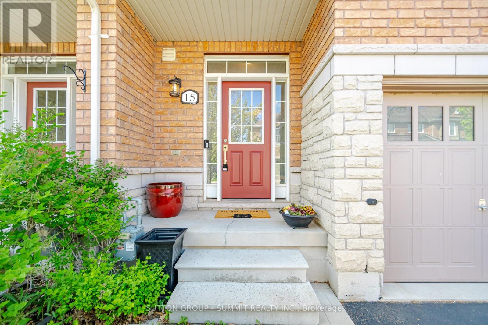 15 - 745 Farmstead Drive, Milton, Ontario  L9T 8B1 - Photo 2 - W13155740