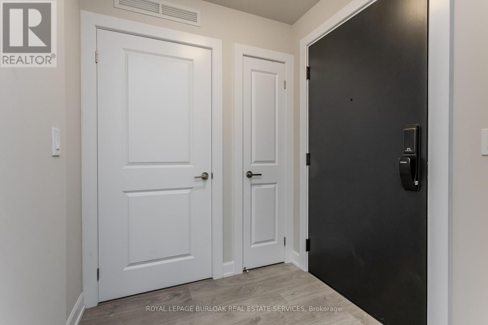 406 - 3200 William Coltson Avenue, Oakville, Ontario  L6H 7W6 - Photo 12 - W13155764