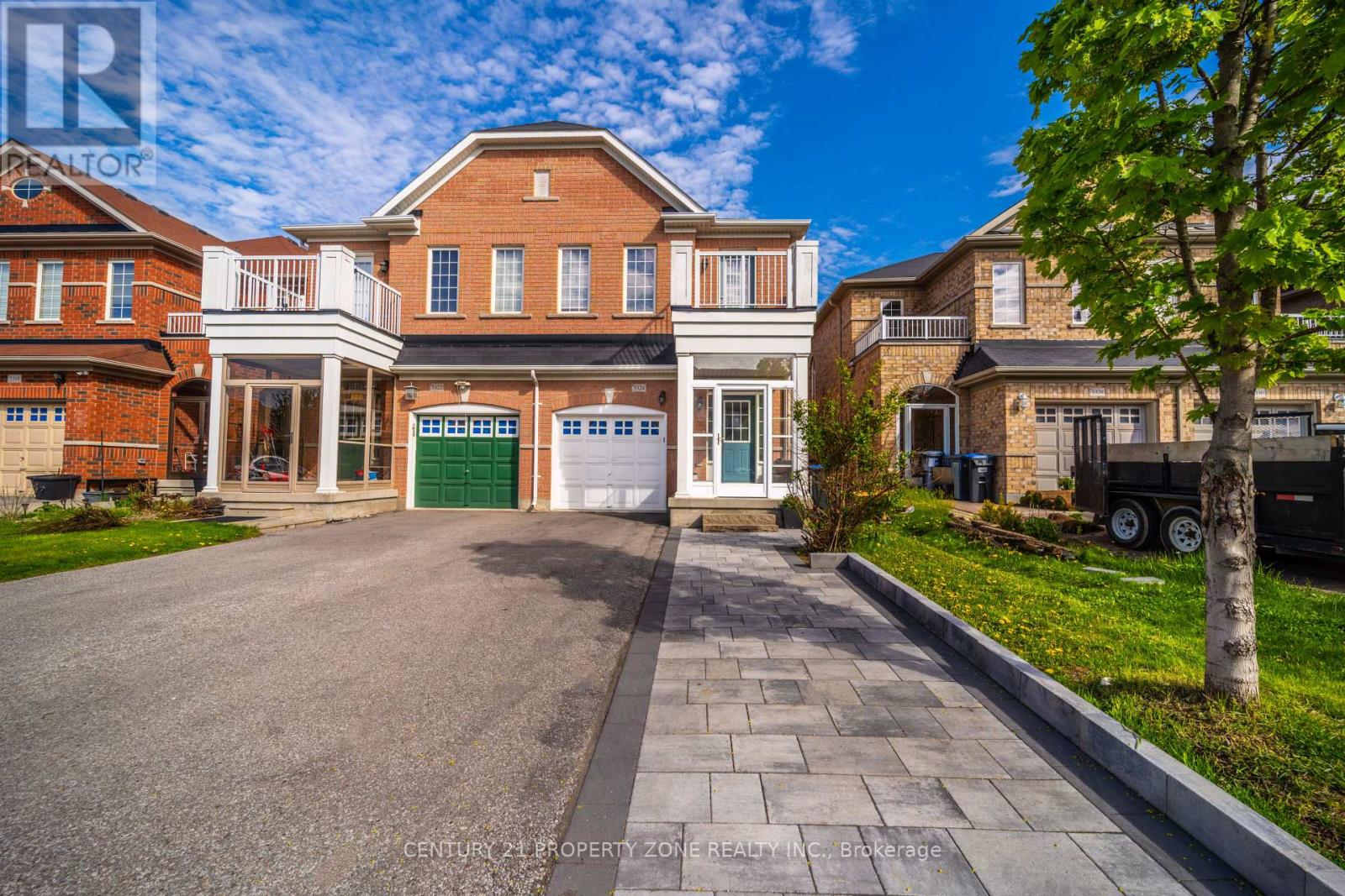 5324 Bellaggio Crescent, Mississauga, Ontario  L5V 0C9 - Photo 1 - W13155794