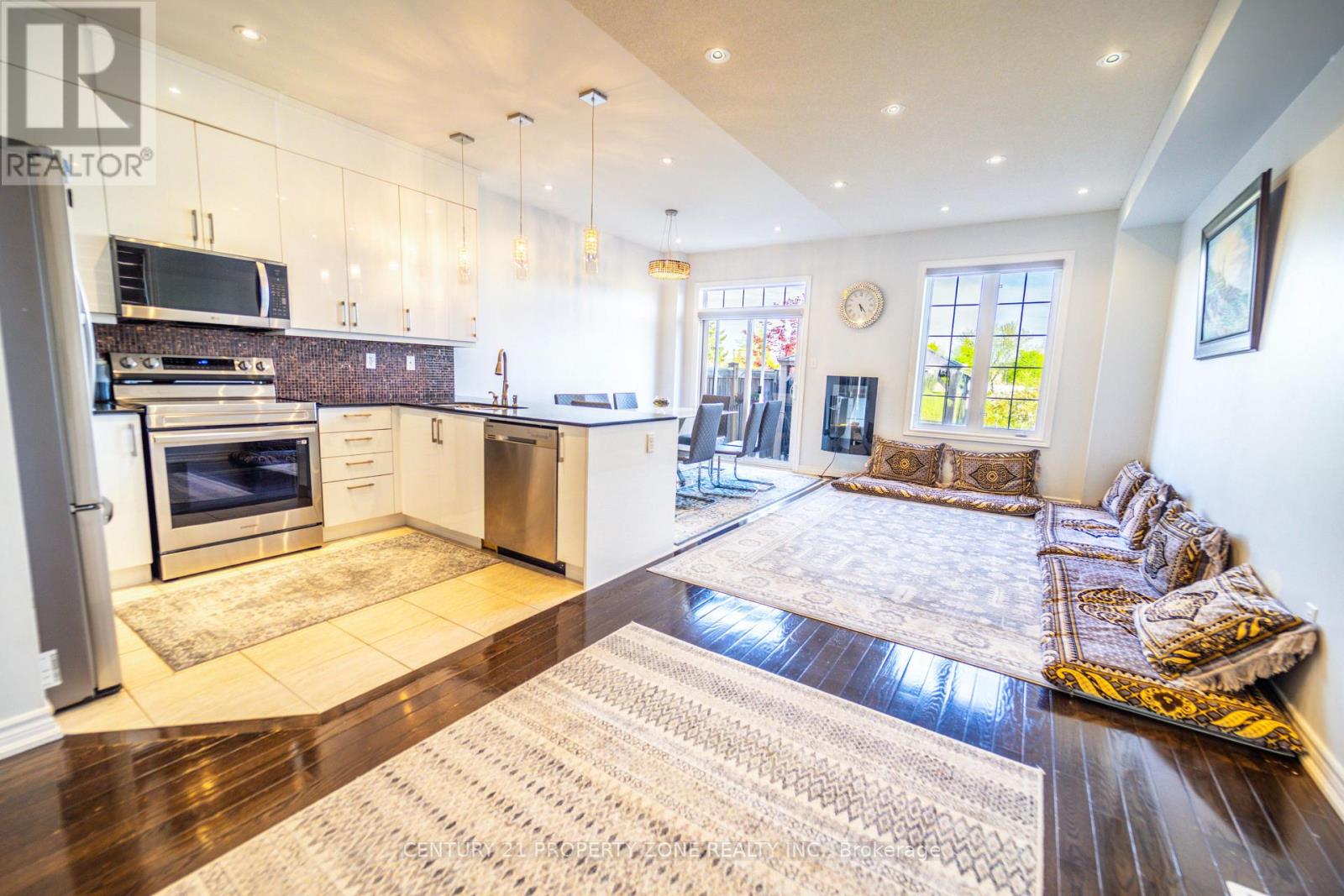 5324 Bellaggio Crescent, Mississauga, Ontario  L5V 0C9 - Photo 11 - W13155794
