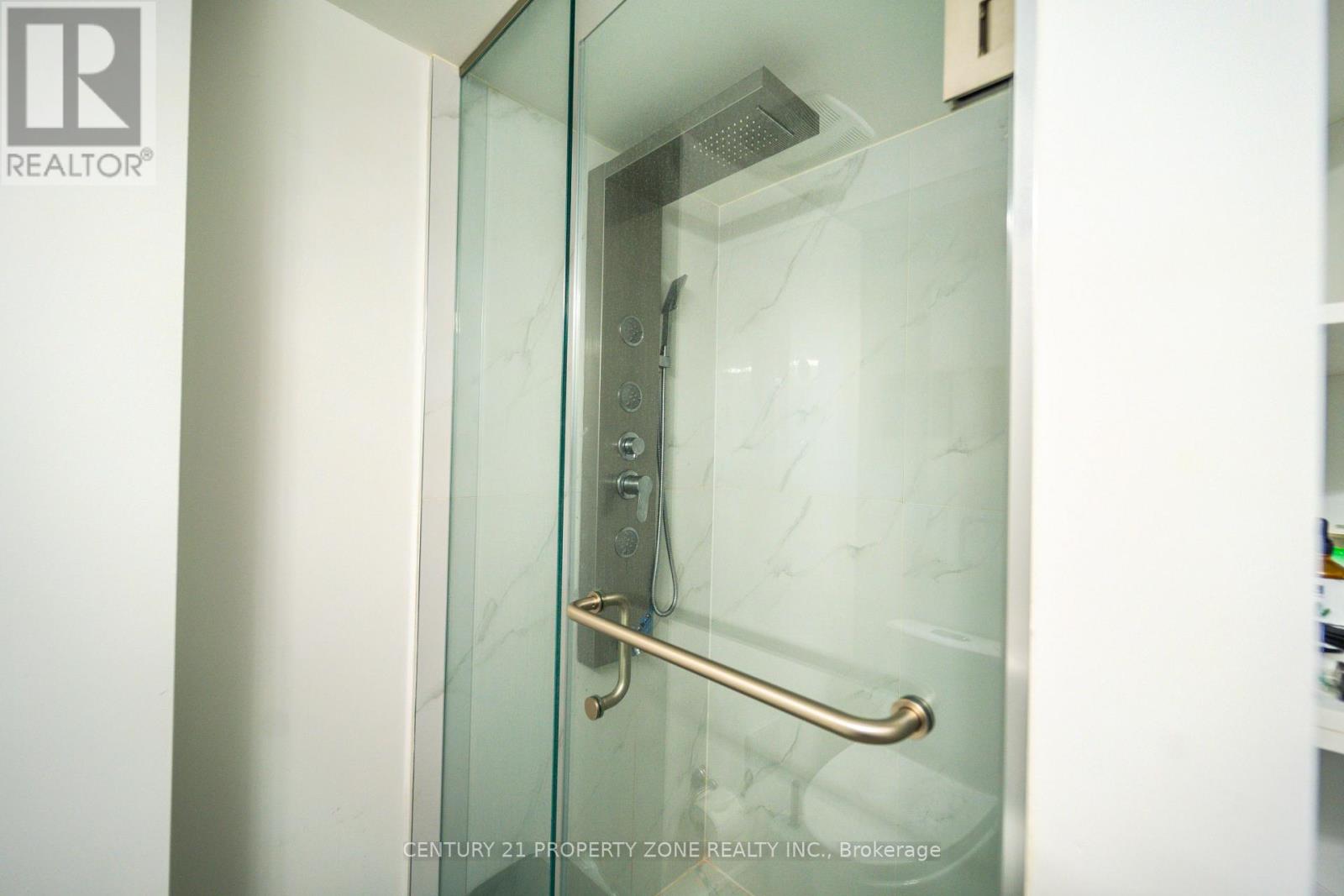 5324 Bellaggio Crescent, Mississauga, Ontario  L5V 0C9 - Photo 20 - W13155794
