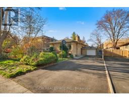 460 MARTIN GROVE ROAD, Toronto, Ontario