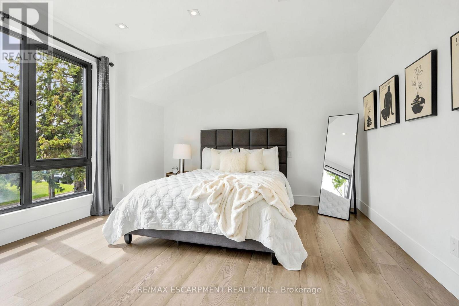 1435 Applewood Road, Mississauga, Ontario  L5E 2L9 - Photo 28 - W13155818
