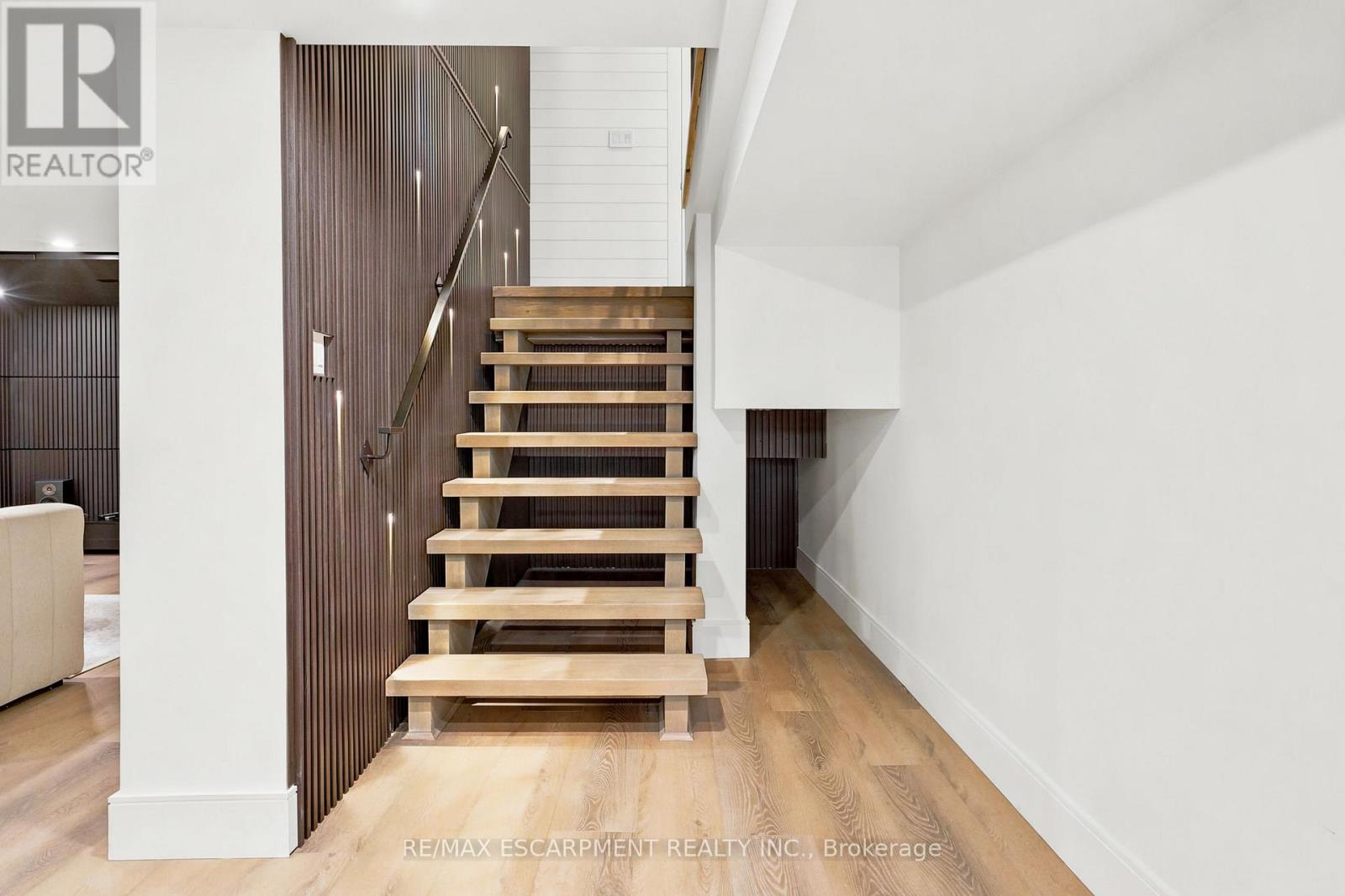1435 Applewood Road, Mississauga, Ontario  L5E 2L9 - Photo 37 - W13155818