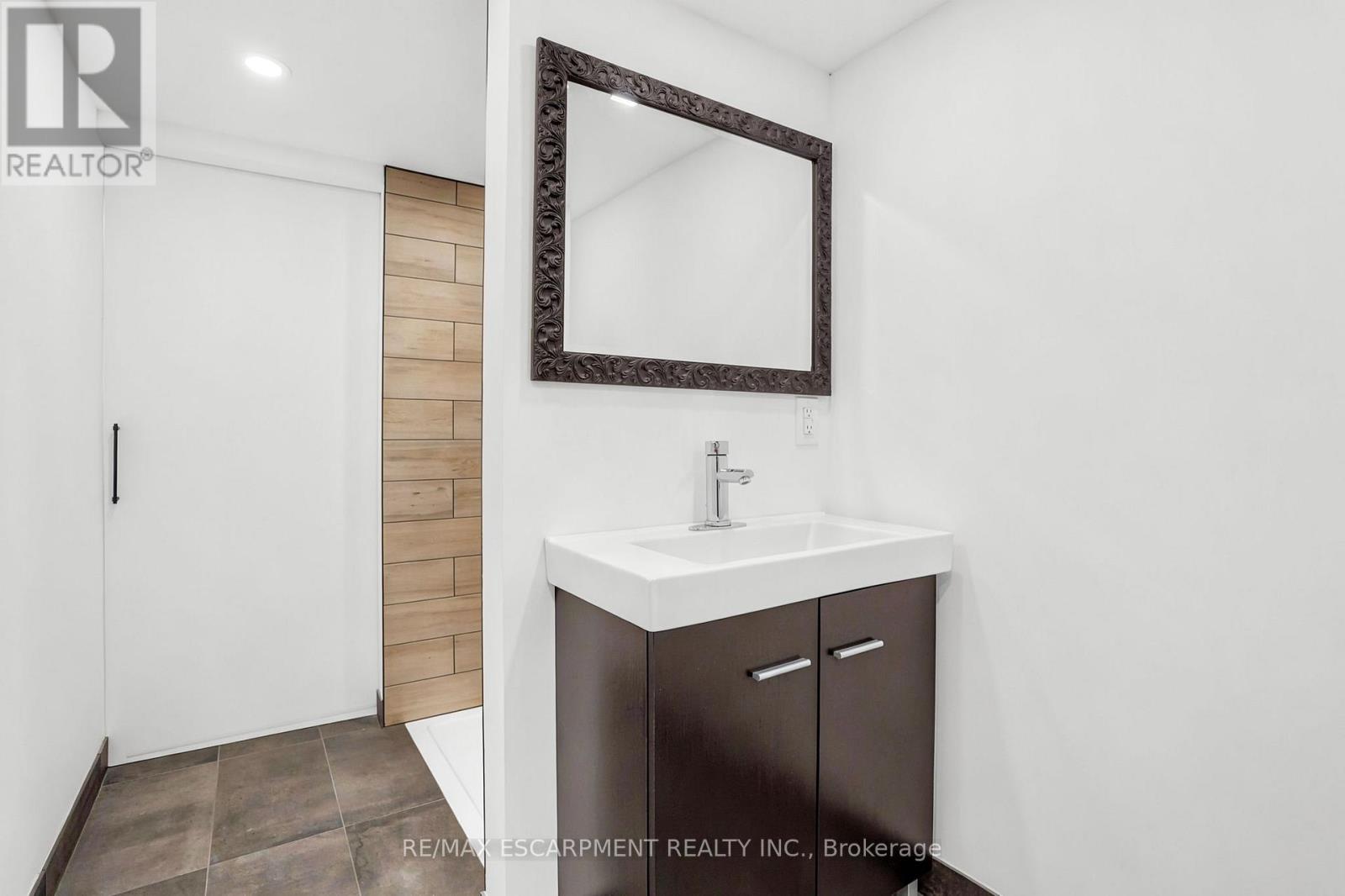1435 Applewood Road, Mississauga, Ontario  L5E 2L9 - Photo 43 - W13155818