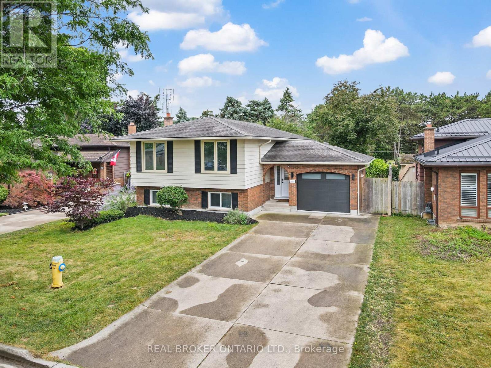 68 Ziraldo Road, St. Catharines (Martindale Pond), Ontario L2N 6T1 - Photo 3 - X13155956