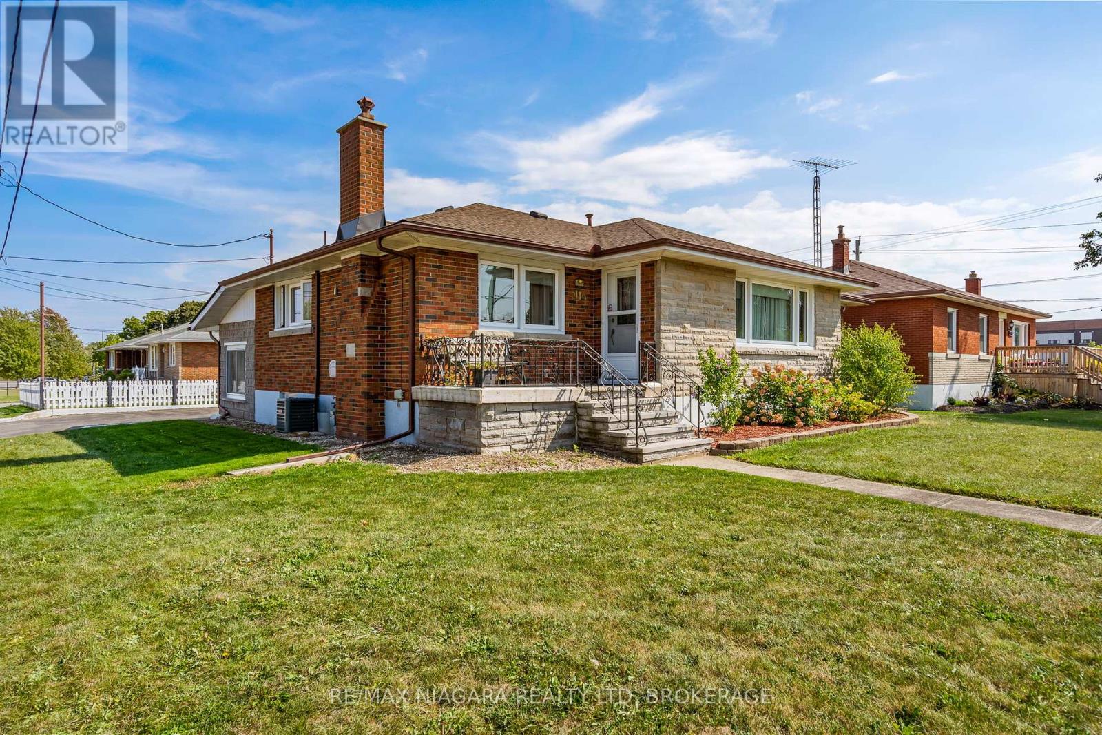 419 Steele Street, Port Colborne, Ontario  L3K 4Y1 - Photo 4 - X13156004