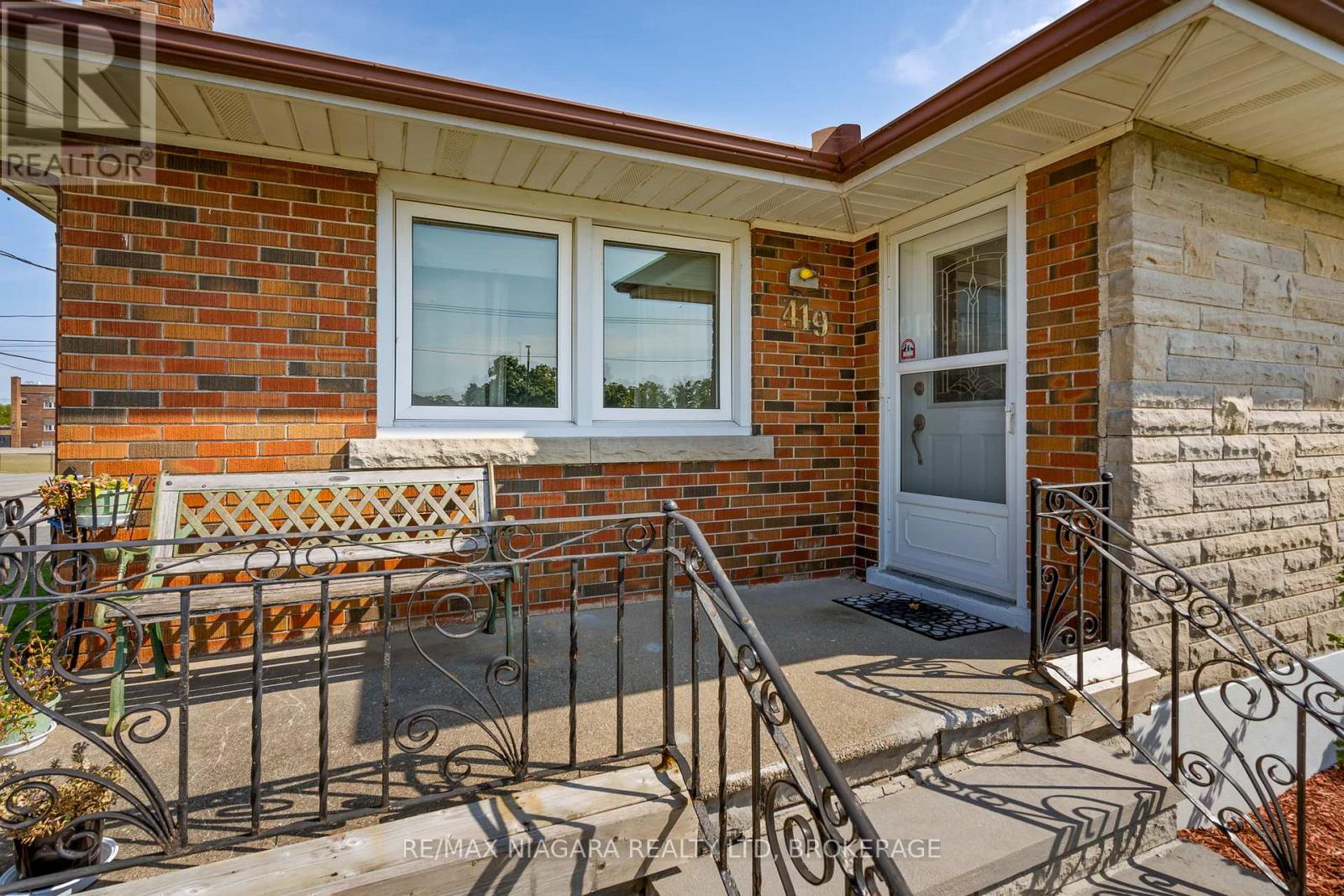 419 Steele Street, Port Colborne, Ontario  L3K 4Y1 - Photo 5 - X13156004