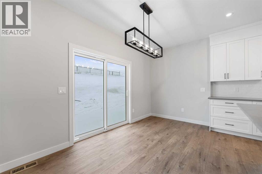 1067 Fowler Road SW, Airdrie, Alberta  T4B 5T2 - Photo 7 - A2313377
