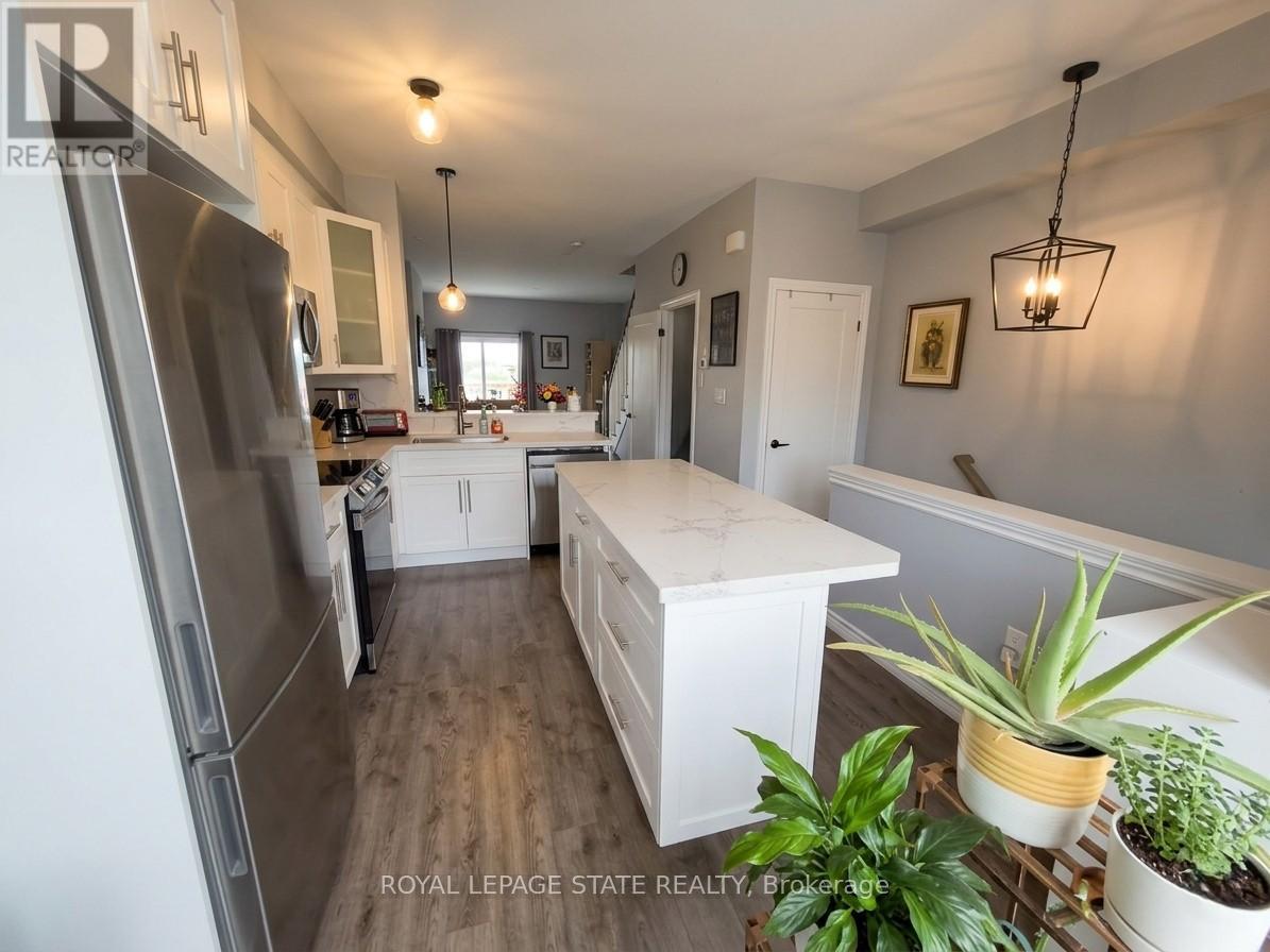 45 Edenrock Drive, Hamilton, Ontario  L8E 5L5 - Photo 9 - X13155444