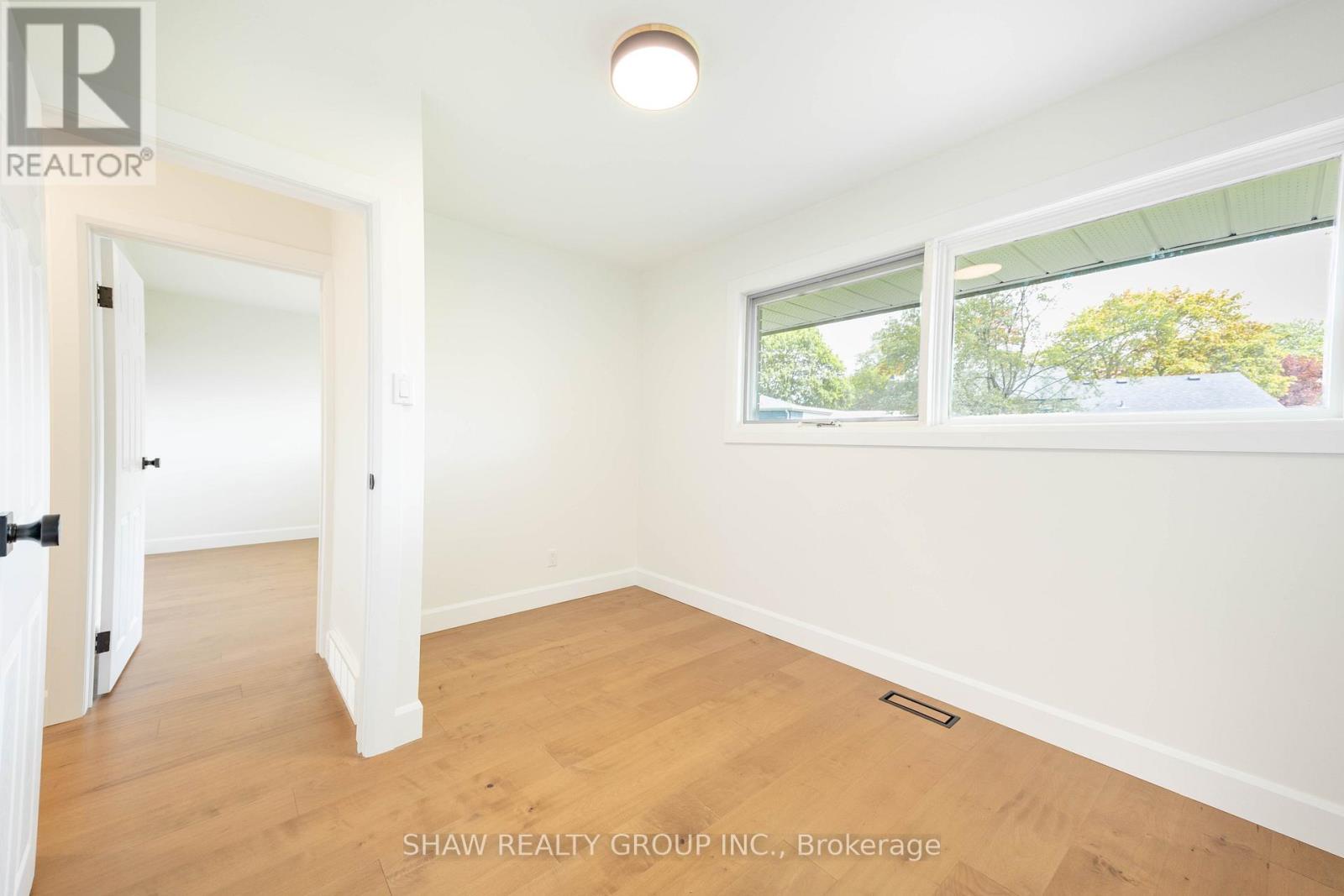 22 Charlotte Crescent, Kitchener, Ontario  N2B 2K3 - Photo 20 - X13155472