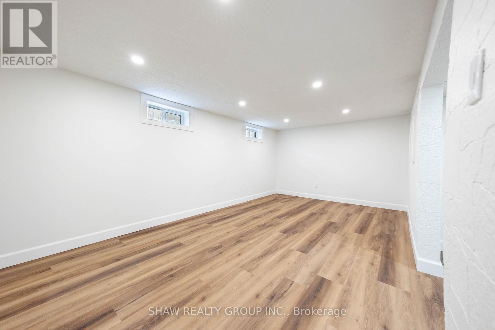 22 Charlotte Crescent, Kitchener, Ontario  N2B 2K3 - Photo 24 - X13155472