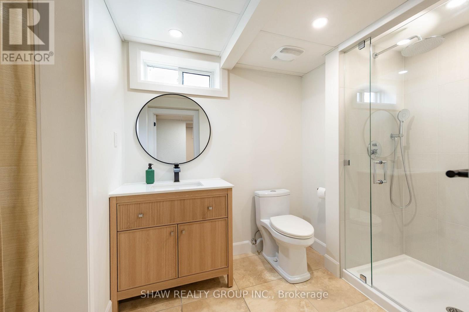 22 Charlotte Crescent, Kitchener, Ontario  N2B 2K3 - Photo 29 - X13155472