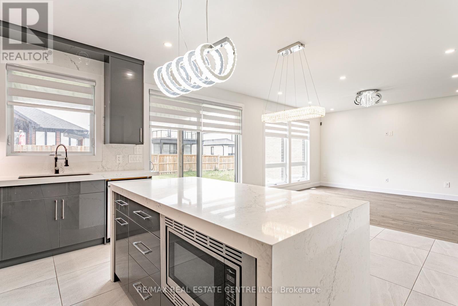 2282 Wickerson Road, London South, Ontario  N6K 0H4 - Photo 16 - X13155494