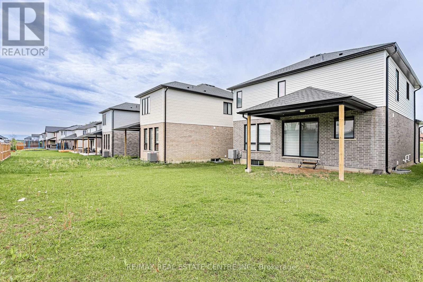 2282 Wickerson Road, London South, Ontario  N6K 0H4 - Photo 40 - X13155494