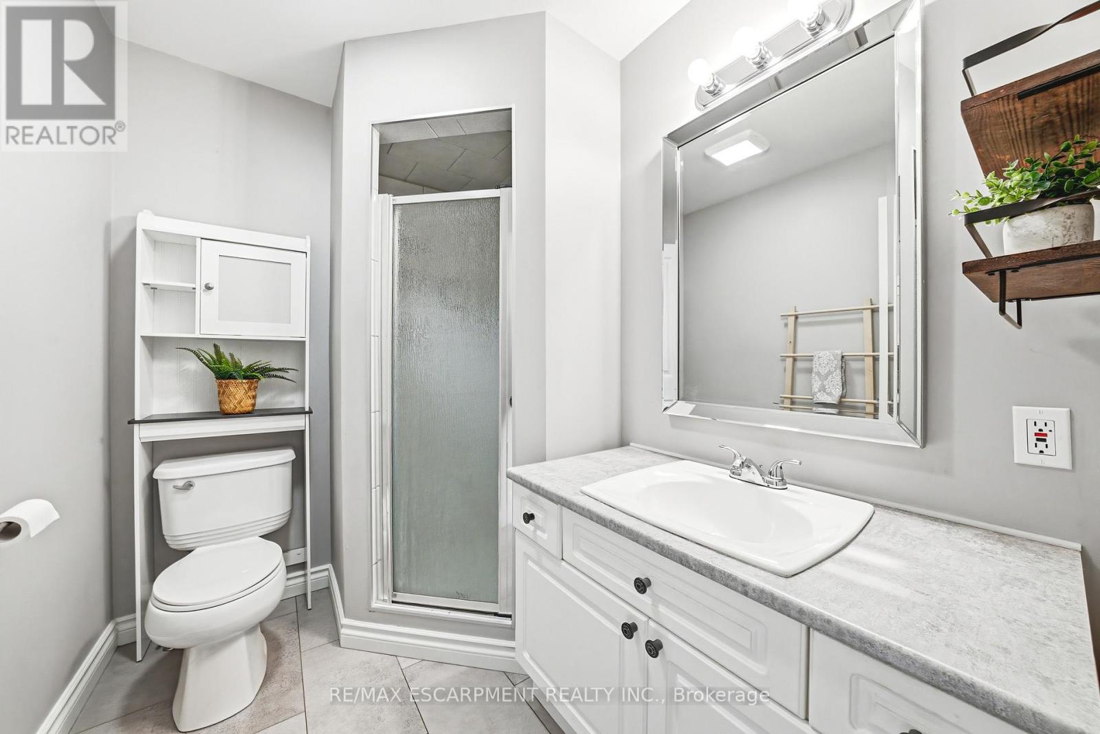 301 Parkwood Crescent, Hamilton, Ontario  L8V 5B5 - Photo 20 - X13155708