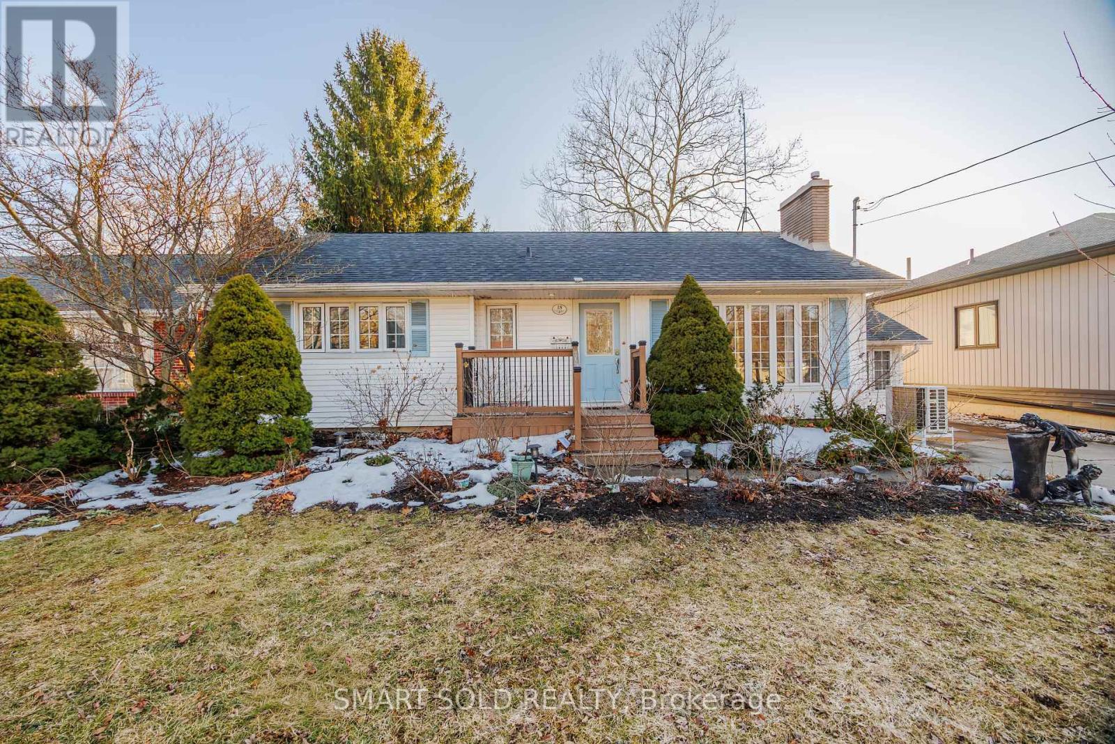 18 Marlene Drive, St. Catharines, Ontario  L2T 3E8 - Photo 3 - X13155766