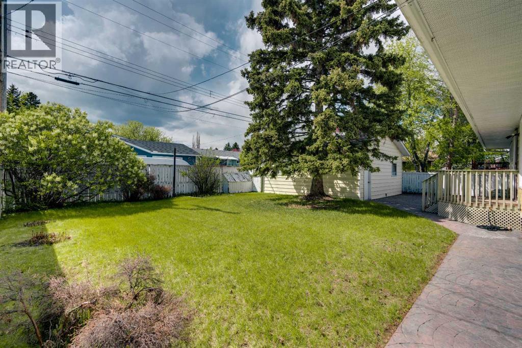 10823 Maplecreek Drive SE, Calgary, Alberta  T2J 1V4 - Photo 31 - A2301461