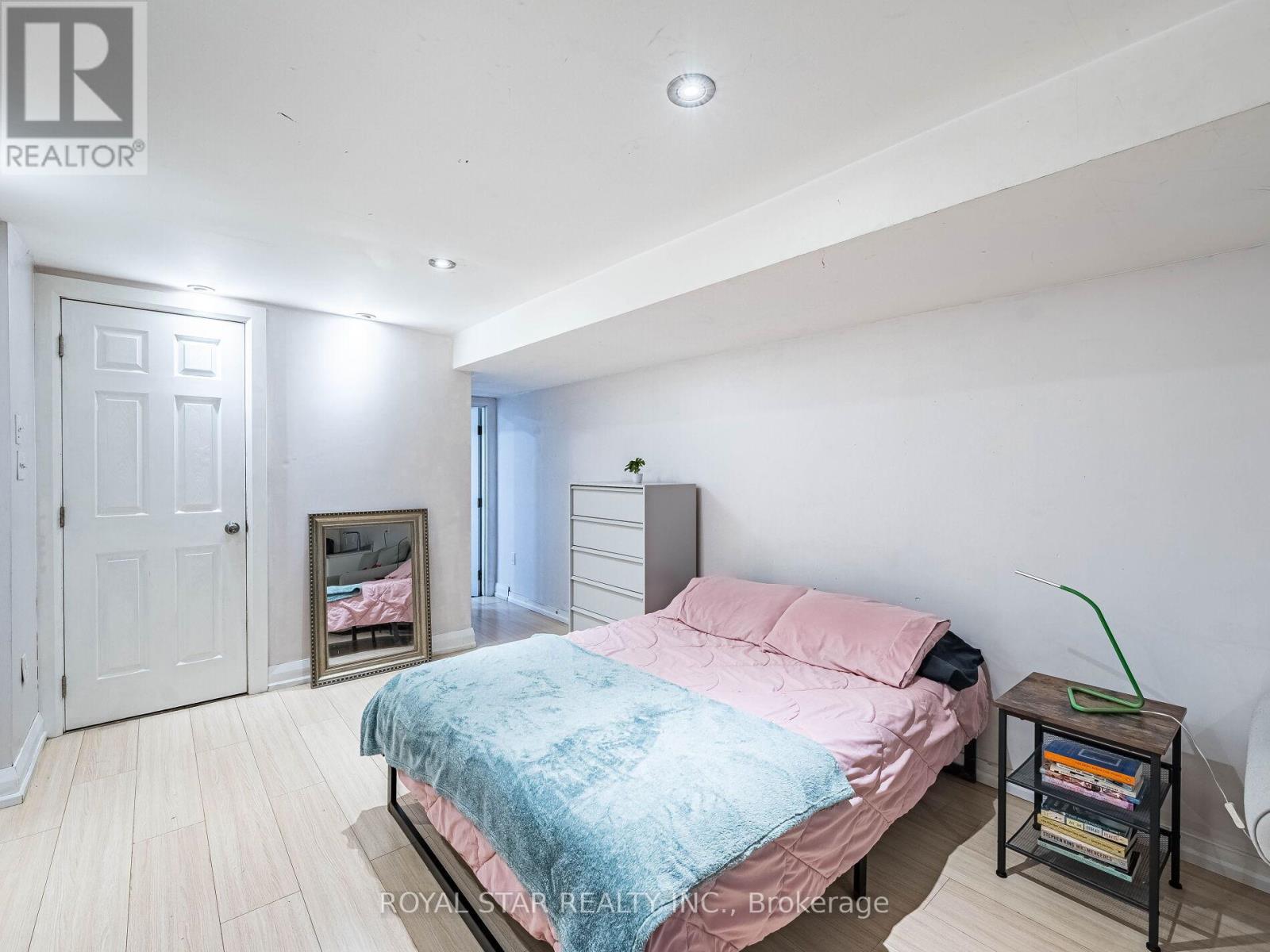 74 Montrose Avenue, Toronto, Ontario M6J 2T7 - Photo 40 - C13155886