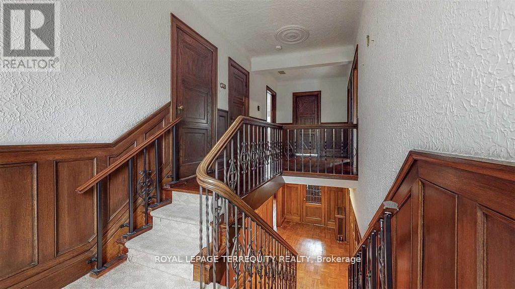 312 Glenayr Road, Toronto, Ontario  M5P 3C5 - Photo 11 - C13155952