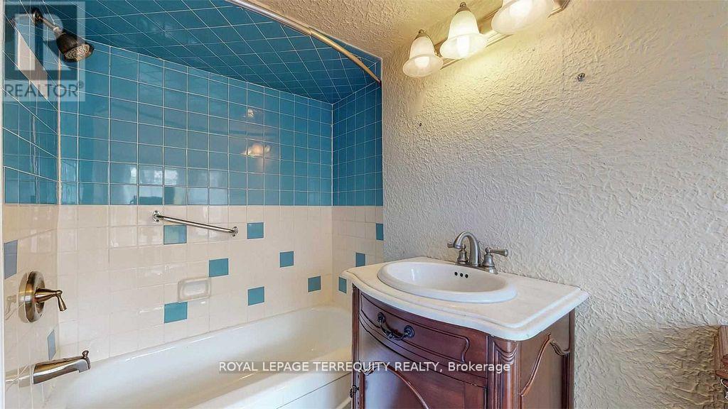 312 Glenayr Road, Toronto, Ontario  M5P 3C5 - Photo 23 - C13155952