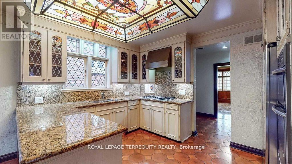 312 Glenayr Road, Toronto, Ontario  M5P 3C5 - Photo 27 - C13155952