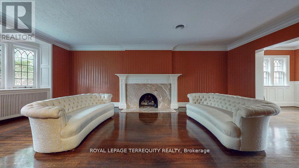 312 Glenayr Road, Toronto, Ontario  M5P 3C5 - Photo 6 - C13155952