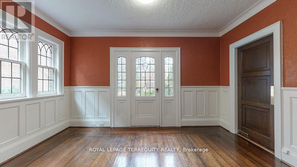312 Glenayr Road, Toronto, Ontario  M5P 3C5 - Photo 7 - C13155952