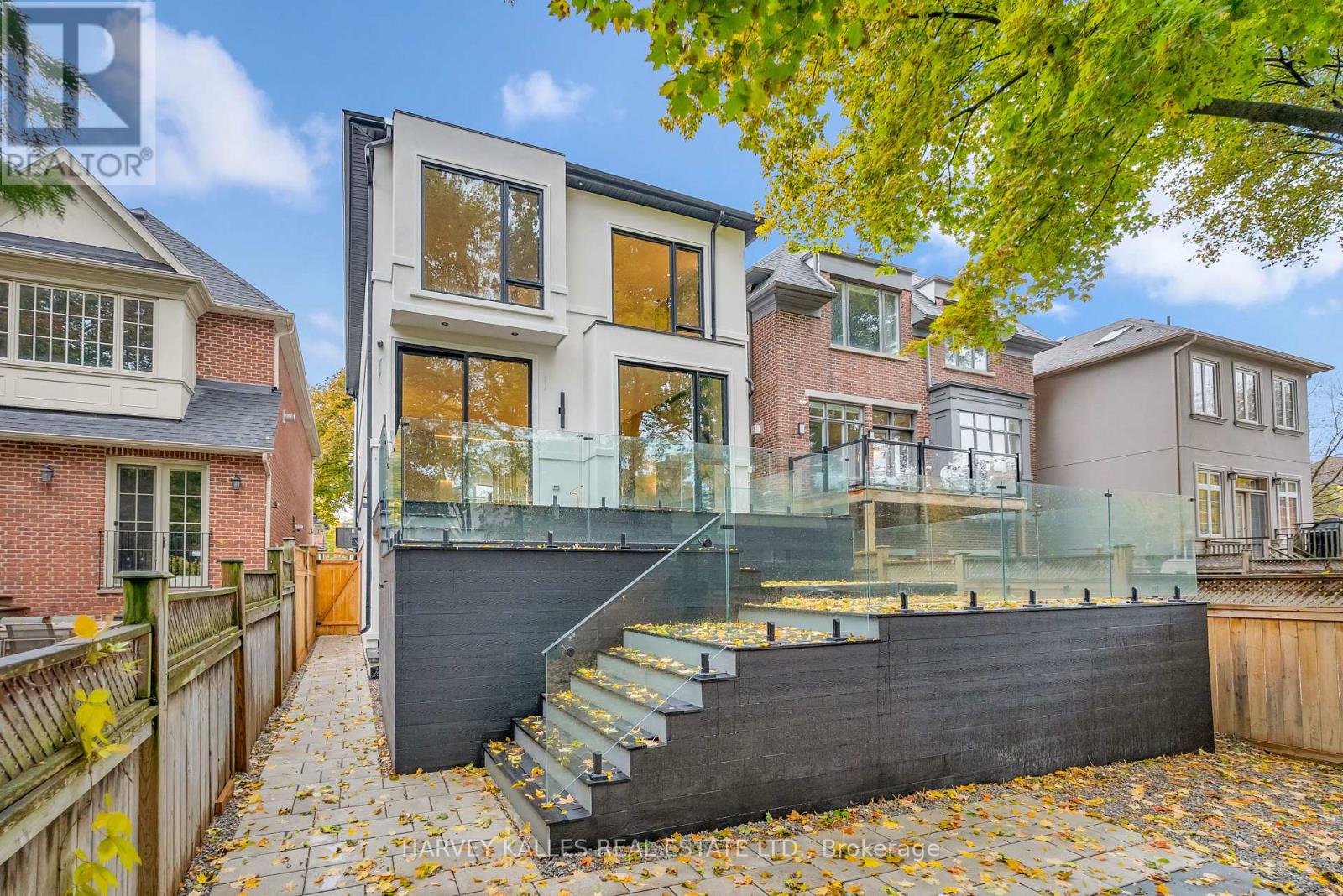 19 Ridley Boulevard, Toronto, Ontario  M5M 3L1 - Photo 46 - C13155958