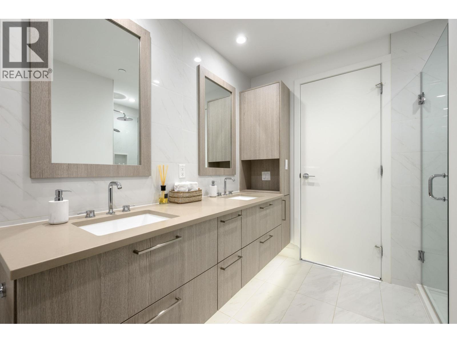 108 733 E 3rd Street, North Vancouver, British Columbia V7L 1G8 - Photo 21 - R3126249