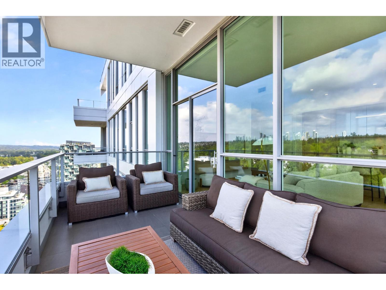 2505 3438 Sawmill Crescent, Vancouver, British Columbia  V5S 0E3 - Photo 12 - R3126251