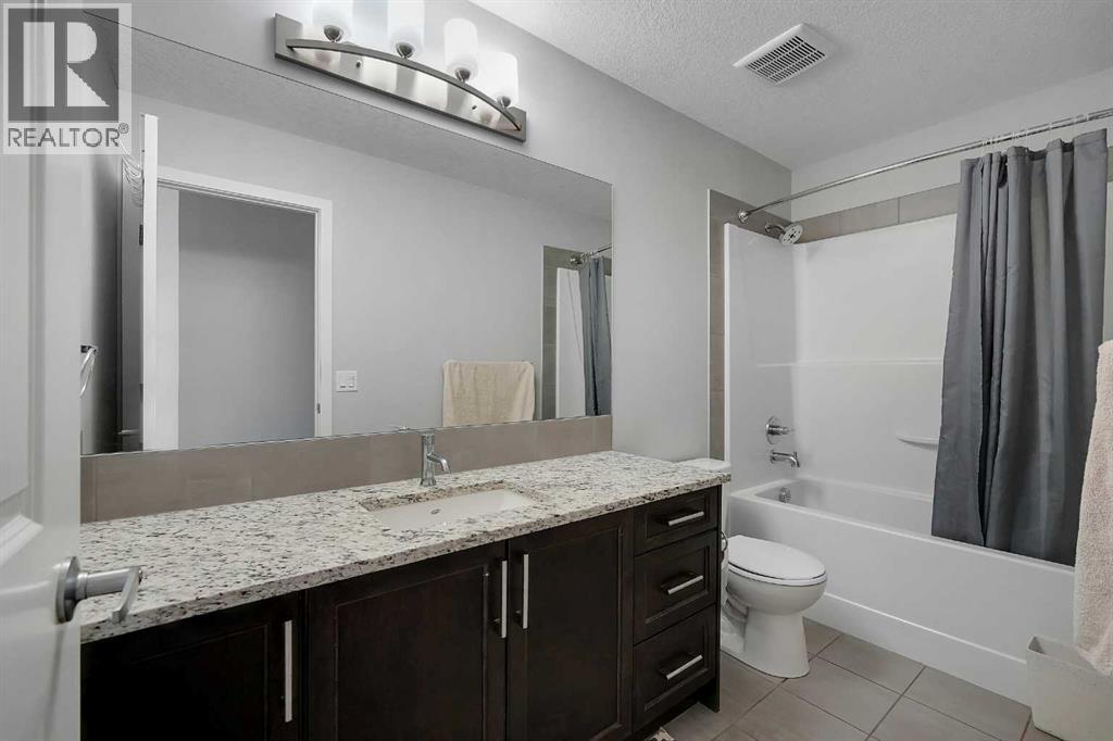 216 Carringvue Manor NW, Calgary, Alberta T3P 0W3 - Photo 25 - A2311000