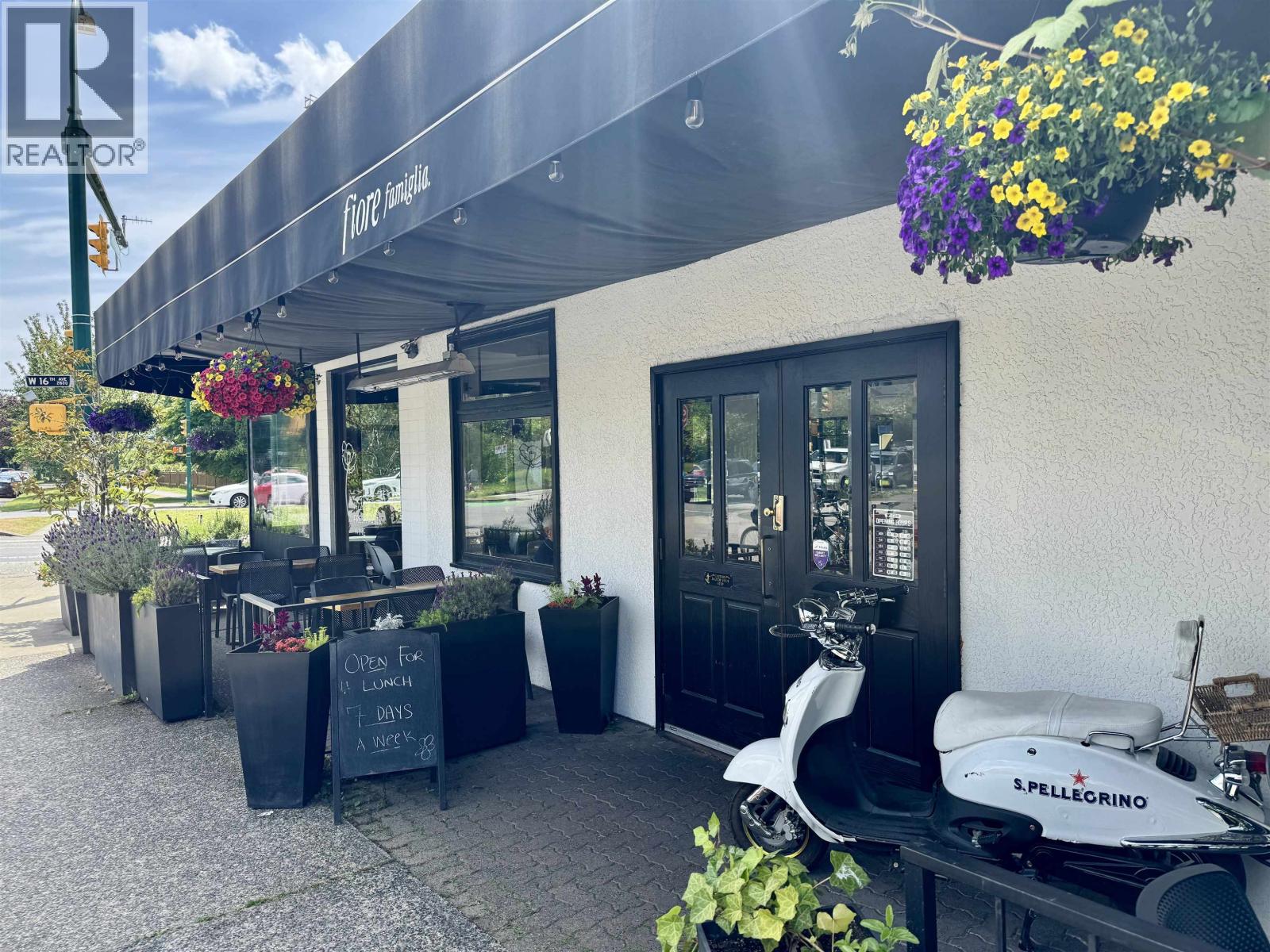 2506 W 15th Avenue, Vancouver, British Columbia  V6K 2Z4 - Photo 34 - R3126231