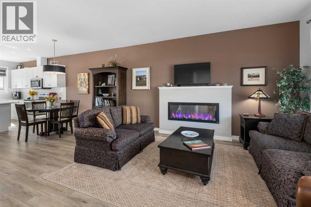 395 Magnolia Drive Se, Calgary, Alberta  T3M 3M4 - Photo 2 - A2313147