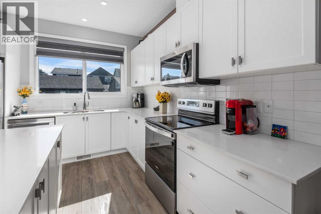 395 Magnolia Drive Se, Calgary, Alberta  T3M 3M4 - Photo 10 - A2313147
