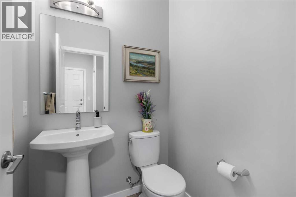 395 Magnolia Drive Se, Calgary, Alberta  T3M 3M4 - Photo 12 - A2313147
