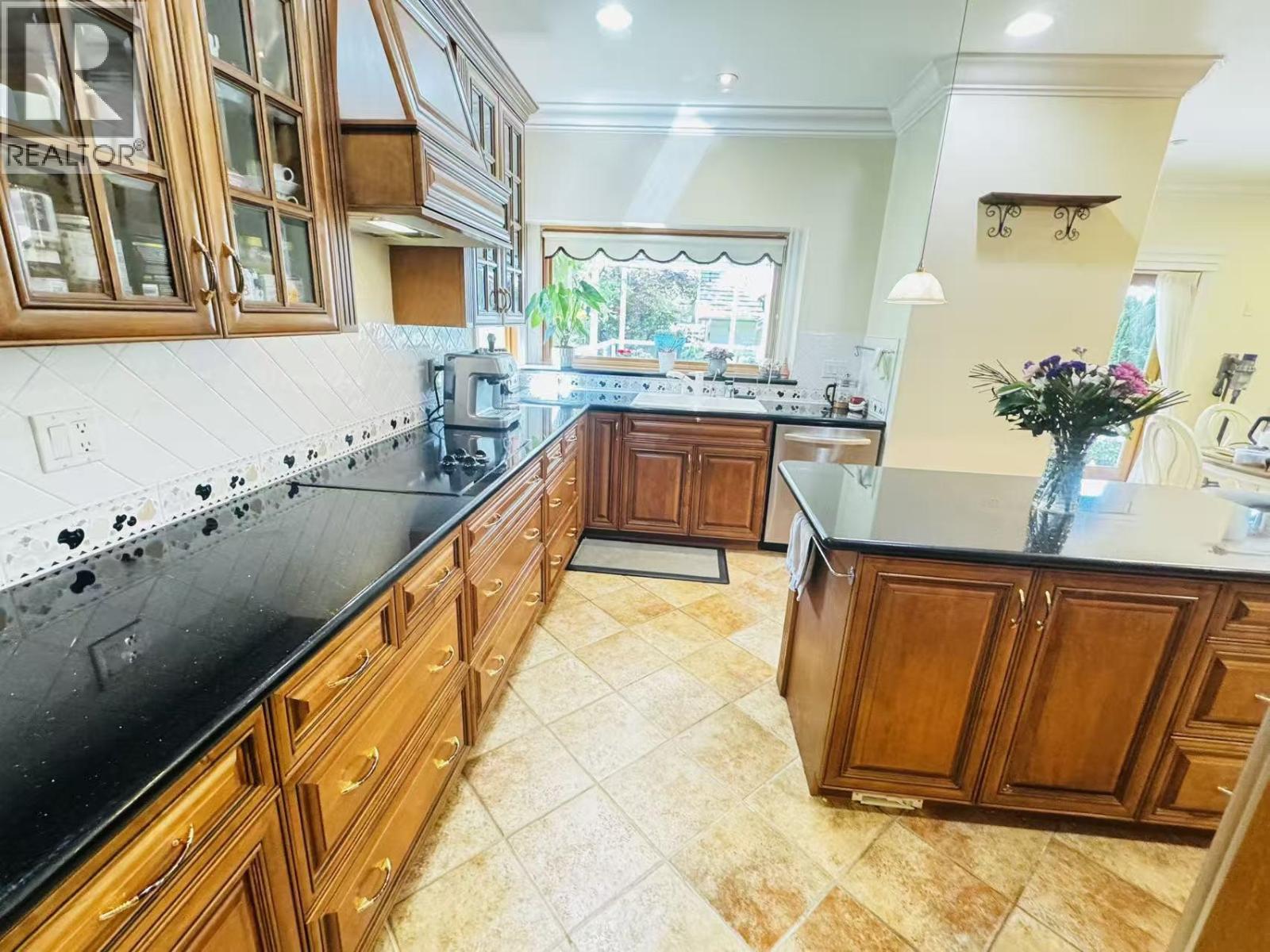 6000 Elm Street, Vancouver, British Columbia  V6N 1A8 - Photo 2 - R3126239